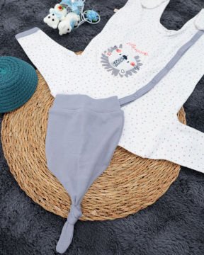Çıtçıtlı Aslan Desenli Tulum / Şapka Hediye / %100 Pamuklu / Bebek Tulum / Yenidoğan Tulum beyaz-gri - 0-3 Ay
