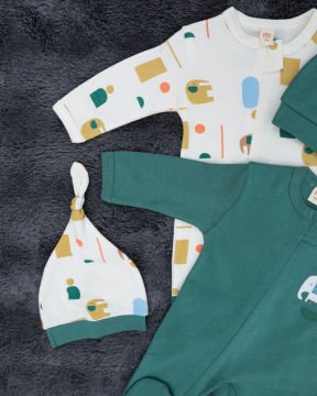 %100 Pamuklu Fil Desenli Fermuarlı 2’li Bebek Tulum Seti – 2 Adet Şapka Hediyeli Yeşil-Beyaz