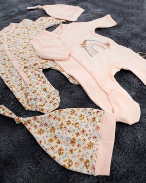 2'li Tulum Seti / 2 Adet Şapka Hediye / %100 Pamuklu Yenidoğan Tulum Seti Bej-Çiçek