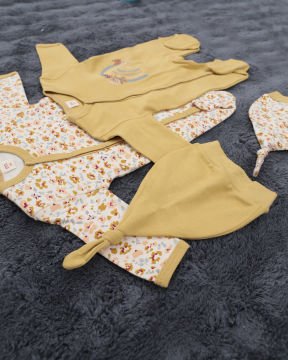 2'li Tulum Seti / 2 Adet Şapka Hediye / %100 Pamuklu Yenidoğan Tulum Seti D-Yeşil/Çiçek