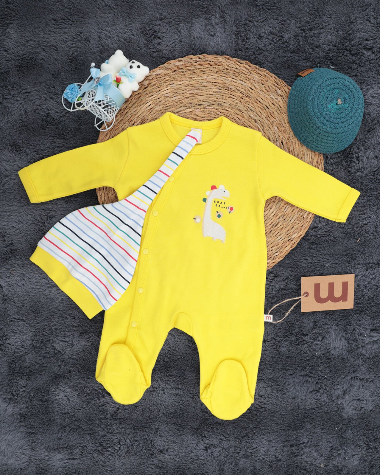 Zürafa Desenli Bebek Tulum / Şapka Hediye / %100 Pamuklu Kumaş Yenidoğan Tulum Sarı - 0-3 Ay