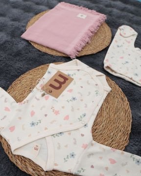 3'lü Hastane Çıkışı / Bady & Pantolon & Müslin Battaniye / %100 Pamuklu Ekru-Pembe - 3-6 Ay