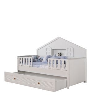 Allende Montessori Çocuk Odası