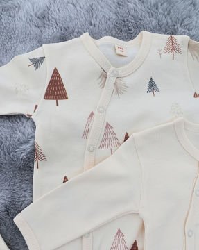 2'li Bebek Tulum Seti / &100 Pamuk / 2 Adet Şapka Hediye / Bej Ağaç Desen