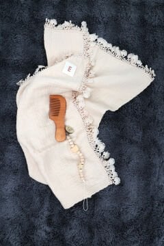 Muslin Battaniye / Tarak / Emzik Tutacağı / 3lü Bebek Hediye Seti - Ekru